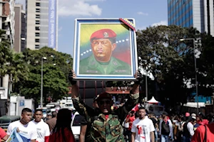 En imágenes: Venezolanos se manifestaron contra el colonialismo el 27 de febrero