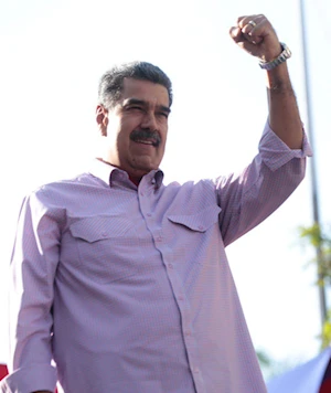 En imágenes: Venezolanos se manifestaron contra el colonialismo el 27 de febrero
