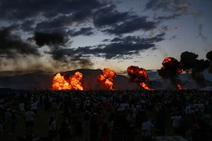 Ilopango Air Show 2025 cierra con éxito en El Salvador: más de 30.000 asistentes disfrutaron de acrobacias aéreas, exhibiciones y un ambiente familiar en su 14° edición