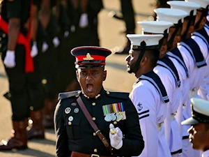 Sri Lanka celebra su 77º aniversario de independencia del Reino Unido con un desfile militar y el compromiso del presidente Anura Kumara Dissanayake de superar la crisis económica