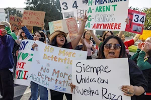 De California a Nueva York: cierres masivos de comercios y manifestaciones en apoyo a la campaña 'Un día sin inmigrantes', en contra de las políticas de deportación del presidente Donald Trump