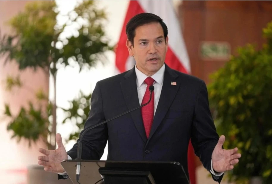 AP: EEUU planea perpetrar el robo de una nueva aeronave a Venezuela