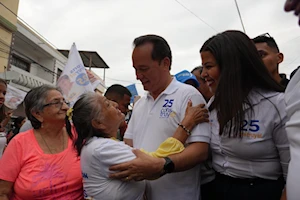 Último sprint electoral en Ecuador: los candidatos se juegan sus últimas cartas antes del silencio electoral