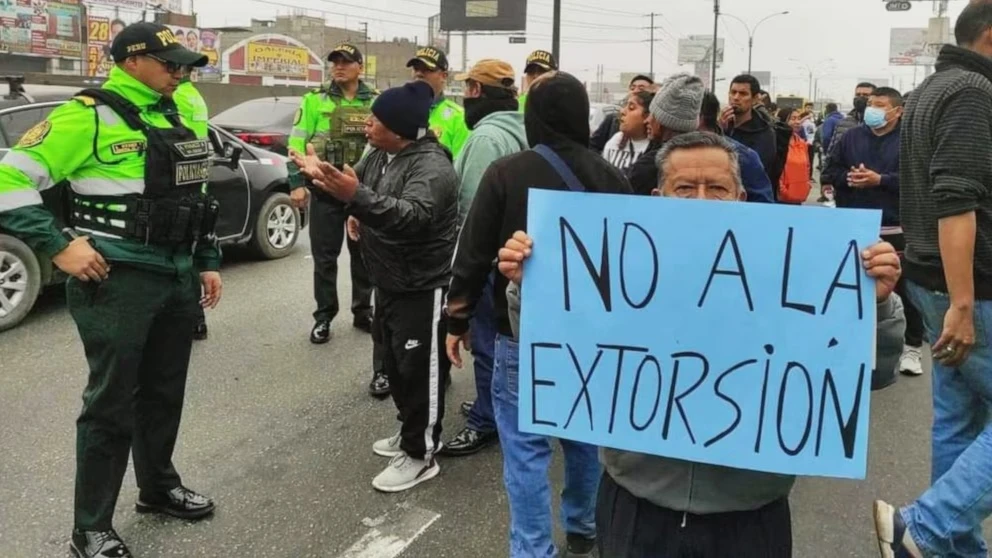 Paro de transportistas en Perú: denuncian 150 asesinatos en 15 días