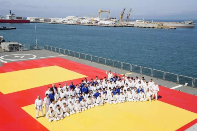 Federación Internacional de Judo destaca sesión en barco chileno