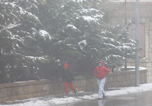 Nevada sorprende a habitantes de Sawfar, en Líbano