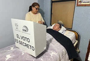 En Ecuador avanza la distribución de paquetes electorales para los comicios presidenciales y legislativas de este 9 de febrero: más de 13,7 millones de electores, dentro y fuera del país, están convocados a las urnas