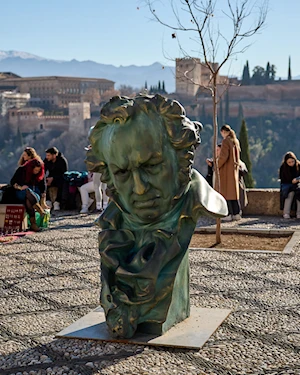 Los Premios Goya 2025 hacen historia en Granada: El 47 y La infiltrada compartieron el galardón a Mejor Película en una noche de sorpresas