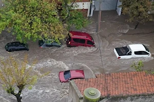 En imágenes: Bahía Blanca bajo agua, tragedia que dejó 15 muertos en Argentina