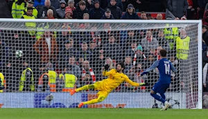 PSG eliminó al Liverpool en Anfield y avanzó a cuartos de la Champions League, tras un dramático partido que forzó la definición en tanda de penales: Donnarumma se puso la capa de héroe con dos atajadas