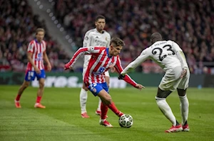 En un duelo de infarto, el Real Madrid venció al Atlético de Madrid en una dramática tanda de penales y selló su pase a los cuartos de final de la Champions League. Ahora, los merengues se medirán ante el Arsenal en la próxima ronda