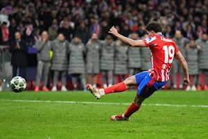 En un duelo de infarto, el Real Madrid venció al Atlético de Madrid en una dramática tanda de penales y selló su pase a los cuartos de final de la Champions League. Ahora, los merengues se medirán ante el Arsenal en la próxima ronda