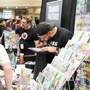 Creatividad y actitud: Cosplays, arte y entretenimiento trae el comic con de Toronto, Canadá