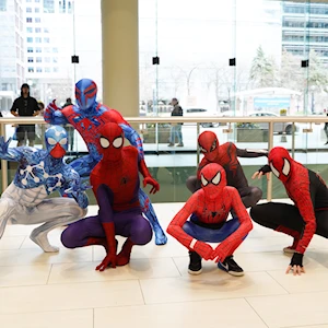 Creatividad y actitud: Cosplays, arte y entretenimiento trae el comic con de Toronto, Canadá