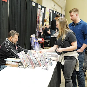 Creatividad y actitud: Cosplays, arte y entretenimiento trae el comic con de Toronto, Canadá