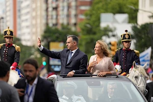 “Vamos a construir un mejor Uruguay, hoy comenzamos”: Orsi tomó juramento este sábado ante el Parlamento como nuevo presidente de Uruguay para el periodo 2025-2030
