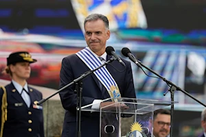 “Vamos a construir un mejor Uruguay, hoy comenzamos”: Orsi tomó juramento este sábado ante el Parlamento como nuevo presidente de Uruguay para el periodo 2025-2030