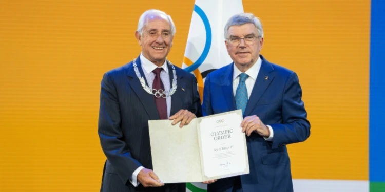 Brasileño Ary Graça recibió la Orden Olímpica