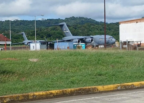 Llegada de aviones militares de Estados Unidos a Panamá calienta el ambiente social en medio de protestas populares.