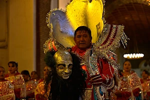 Carnavales de Oruro, Bolivia: Tradición ancestral llena de vibrantes coreografías y vestuarios deslumbrantes