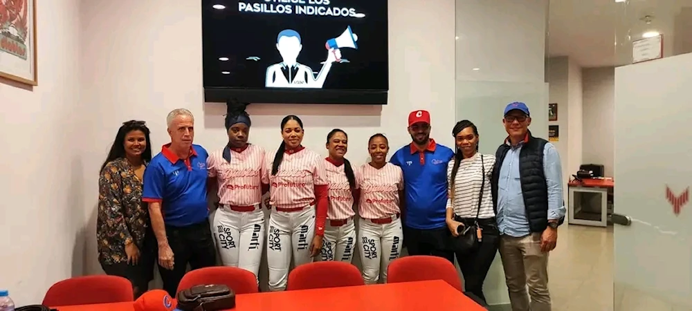 Embajada de Cuba en México visitó a cubanas de Diablos Rojos