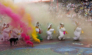 Carnavales de Oruro, Bolivia: Tradición ancestral llena de vibrantes coreografías y vestuarios deslumbrantes