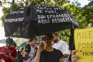 Así vivió Argentina la ola de protestas contra despidos masivos del presidente ultraderechista Javier Milei