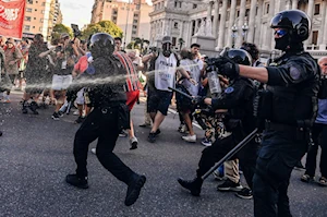 Así vivió Argentina la ola de protestas contra despidos masivos del presidente ultraderechista Javier Milei