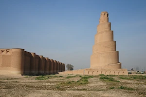 Explora la riqueza histórica de Irak: El minarete en espiral de Samarra y los vestigios de la antigua Babilonia