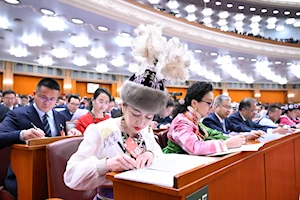 Liderazgo femenino en China: Legisladoras y asesoras políticas desempeñan un papel esencial en las sesiones del Comité Nacional de la Conferencia Consultiva Política del Pueblo Chino