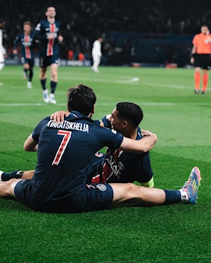 Barcelona y PSG confirman su favoritismo en la Champions League: goleada culé al Dortmund (4-0) y remontada parisina ante el Aston Villa (3-1)