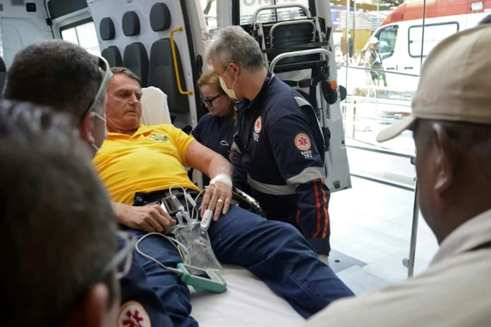 Hospitalizan de emergencia al expresidente Jair Bolsonaro en Brasil