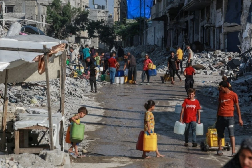 Israel mata a palestinos y priva a Gaza de acceso al agua