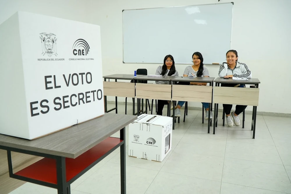 Ecuador: Anuncian cierre de centros de votación e inicio de escrutinio