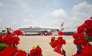 Fotos del presidente de China, Xi Jinping en Camboya, como parte de su gira de trabajo por el sur de Asia. El mandatario del gigante asiático fue recibido por el rey de Camboya, Norodom Sihamon/ Cortesía: Xinhua