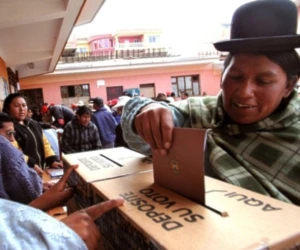 Una decena de partidos inscritos para elecciones en Bolivia
