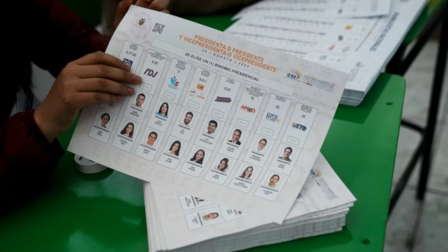 Ecuador: CNE niega fraude electoral y cancela reconteo de votos