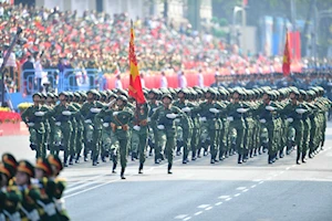 En Fotos: Vietnam celebra 50 años de reunificación con desfile histórico y mira al futuro / EFE