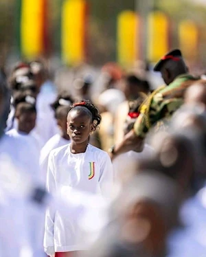 Senegal celebró su 65.º aniversario de independencia con un imponente desfile civil y militar en Dakar: el evento reunió a líderes de África Occidental y destacó la unidad nacional y los logros del país desde 1960