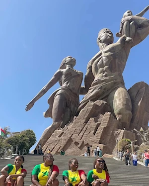 Senegal celebró su 65.º aniversario de independencia con un imponente desfile civil y militar en Dakar: el evento reunió a líderes de África Occidental y destacó la unidad nacional y los logros del país desde 1960