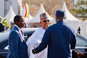 Senegal celebró su 65.º aniversario de independencia con un imponente desfile civil y militar en Dakar: el evento reunió a líderes de África Occidental y destacó la unidad nacional y los logros del país desde 1960