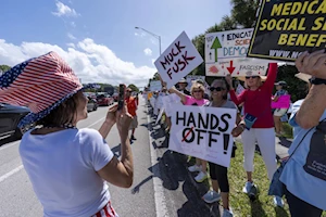 Más de 1.200 manifestaciones bajo el lema "¡Manos Fuera!" se llevaron a cabo en los 50 estados de Estados Unidos, en rechazo a las políticas de la administración Trump y el asesor Elon Musk