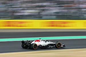 Max Verstappen (Red Bull) consiguió su primera victoria del año en el Gran Premio de Japón de Fórmula 1, dominando una carrera sin sobresaltos en Suzuka: el podio lo completaron Lando Norris y Oscar Piastri de McLaren