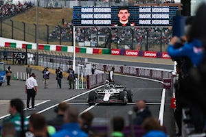 Max Verstappen (Red Bull) consiguió su primera victoria del año en el Gran Premio de Japón de Fórmula 1, dominando una carrera sin sobresaltos en Suzuka: el podio lo completaron Lando Norris y Oscar Piastri de McLaren