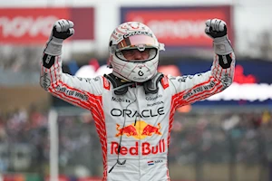 Max Verstappen (Red Bull) consiguió su primera victoria del año en el Gran Premio de Japón de Fórmula 1, dominando una carrera sin sobresaltos en Suzuka: el podio lo completaron Lando Norris y Oscar Piastri de McLaren