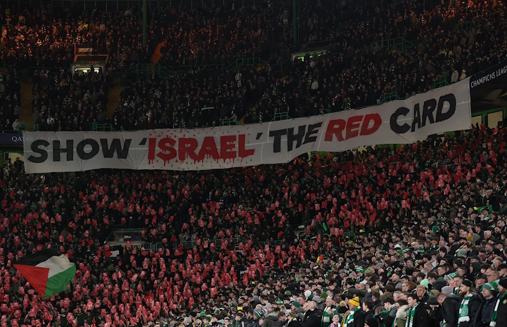 Las gradas de todo el mundo enseñan la tarjeta roja a Israel