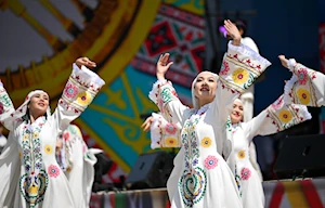 Cada 1 de mayo, Kazajistán honra su modelo de convivencia intercultural en el Día de la Unidad Nacional. Esta galería retrata cómo la música, las tradiciones y el orgullo multiétnico se convierten en protagonistas de esta jornada