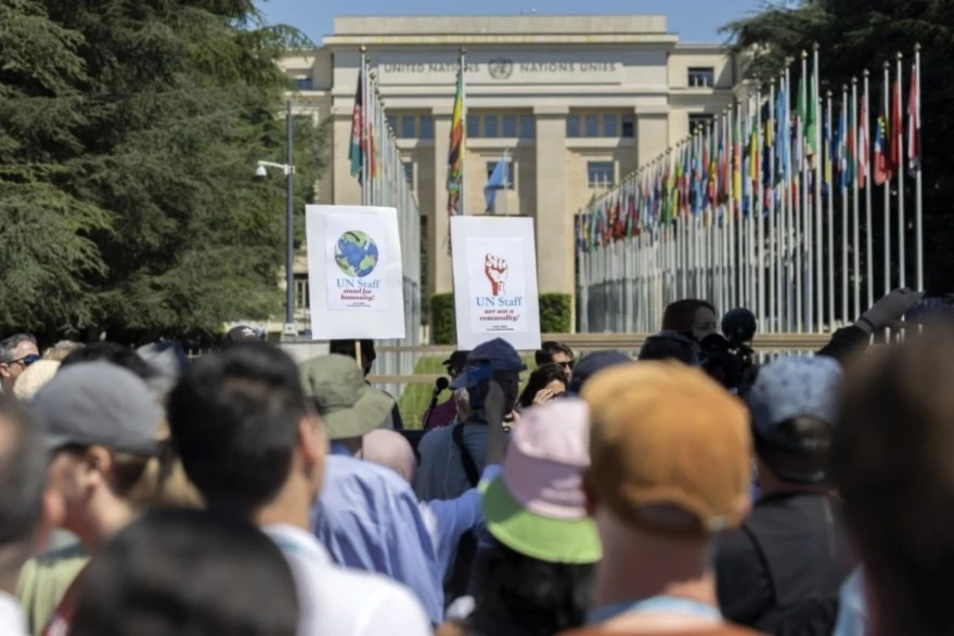 500 trabajadores de la ONU protestaron en pleno Primero de Mayo