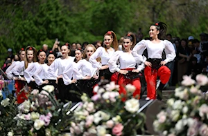 Cada 1 de mayo, Kazajistán honra su modelo de convivencia intercultural en el Día de la Unidad Nacional. Esta galería retrata cómo la música, las tradiciones y el orgullo multiétnico se convierten en protagonistas de esta jornada
