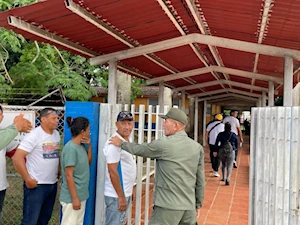 Venezuela a un paso de las elecciones del 25-M: Un recorrido fotográfico del simulacro electoral 2025